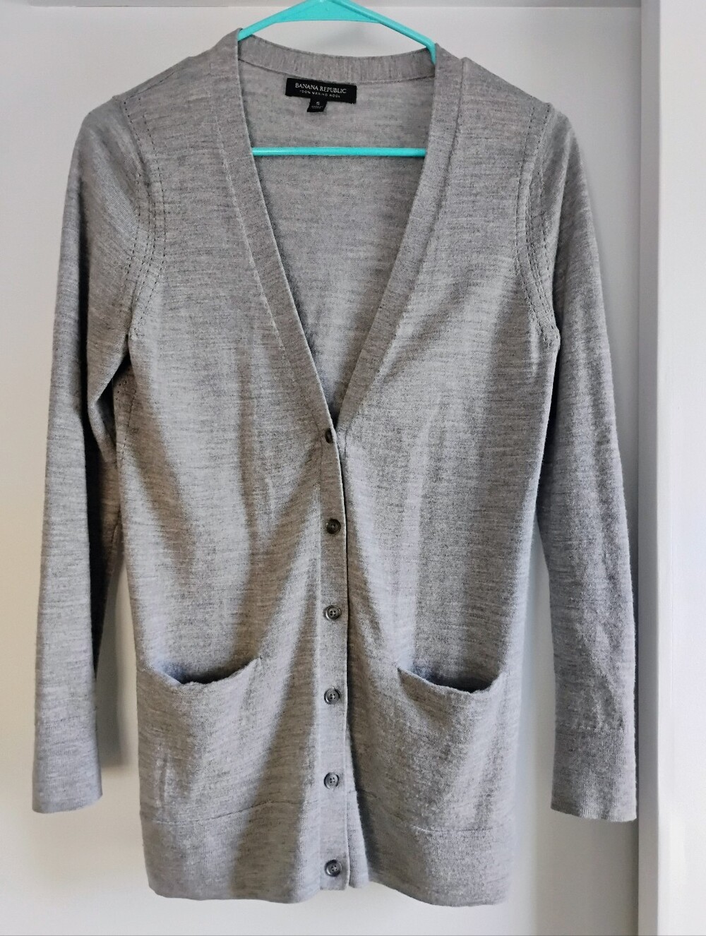Banana Republic Light Gray V-Neck Button Cardigan